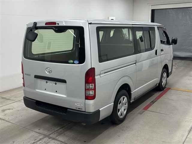 Toyota HIACE VAN 2014 7021682-5