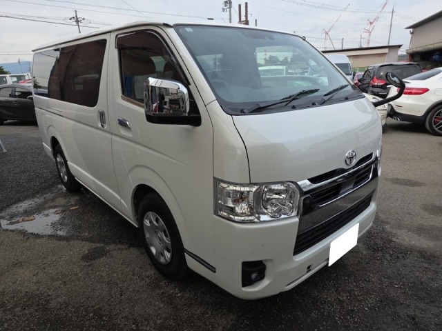 Toyota HIACE VAN 2024 7021707-0