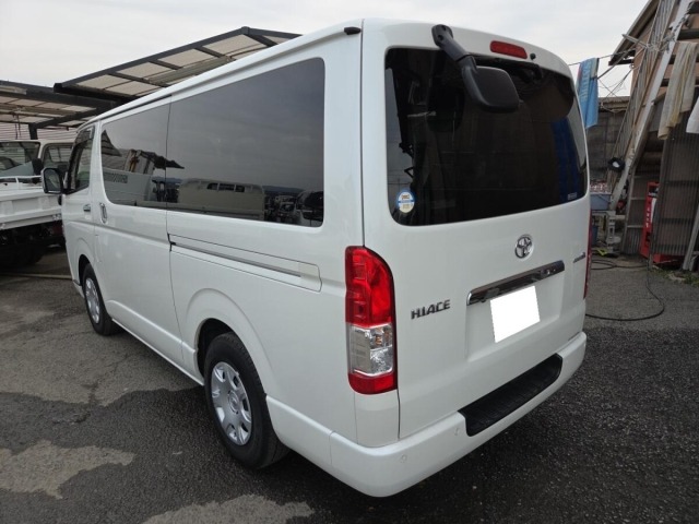 Toyota HIACE VAN 2024 7021707-1
