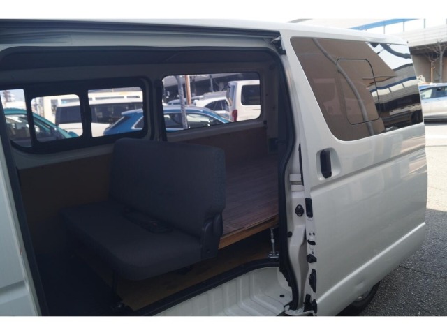 Toyota HIACE VAN 2015 7021727-6