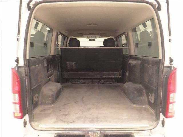 Toyota HIACE VAN 2013 7021767-7