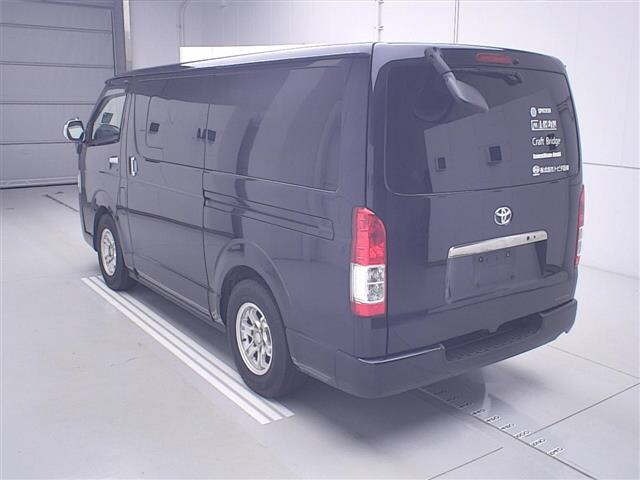 Toyota HIACE VAN 2017 7021792-1