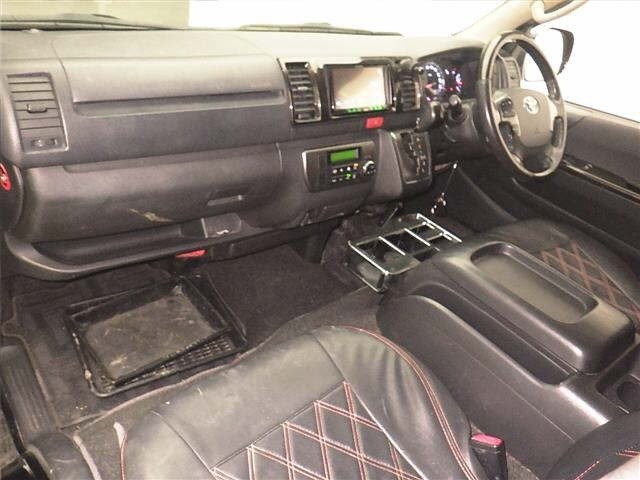 Toyota HIACE VAN 2017 7021792-4