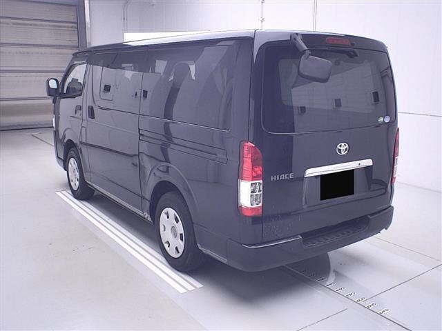 Toyota HIACE VAN 2020 7021816-1