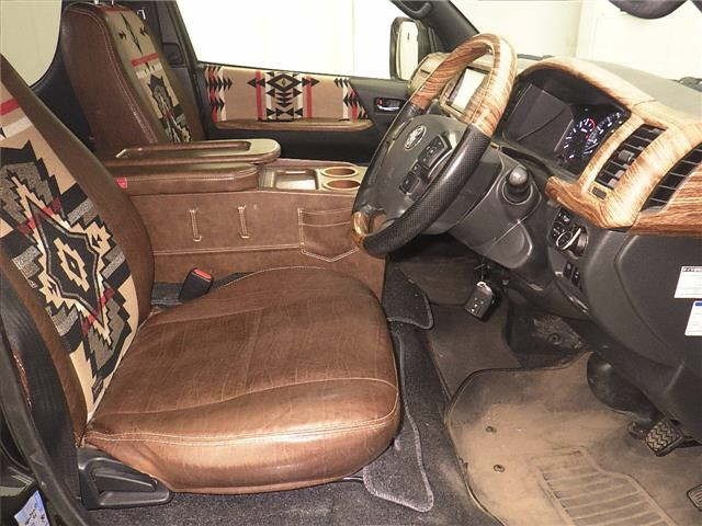 Toyota HIACE VAN 2022 7021819-5