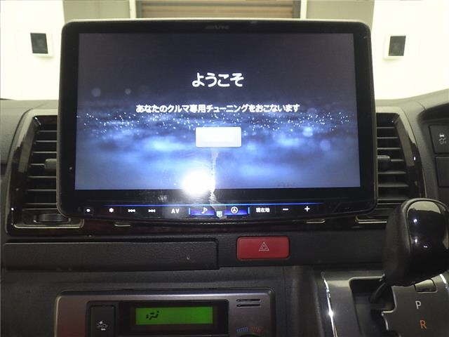 Toyota HIACE VAN 2021 7021838-6