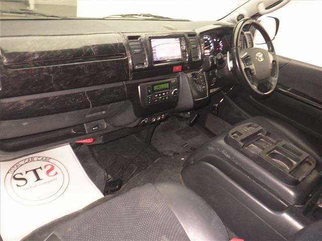 Toyota HIACE VAN 2018 7021859-4