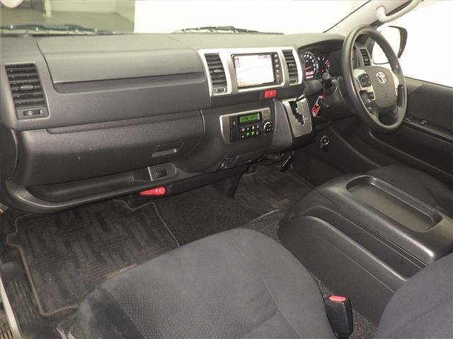 Toyota HIACE VAN 2020 7021885-4
