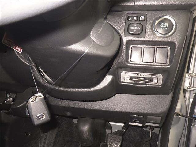 Toyota HIACE VAN 2020 7021885-8