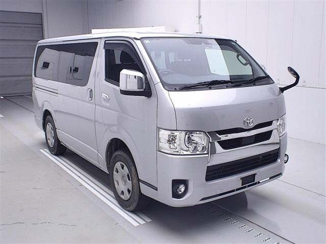 Toyota HIACE VAN 2020 7021931-0