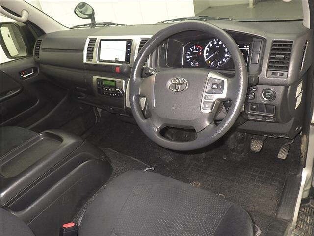 Toyota HIACE VAN 2020 7021931-3