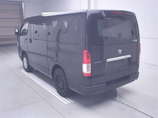Toyota HIACE VAN 2020 7021932-1
