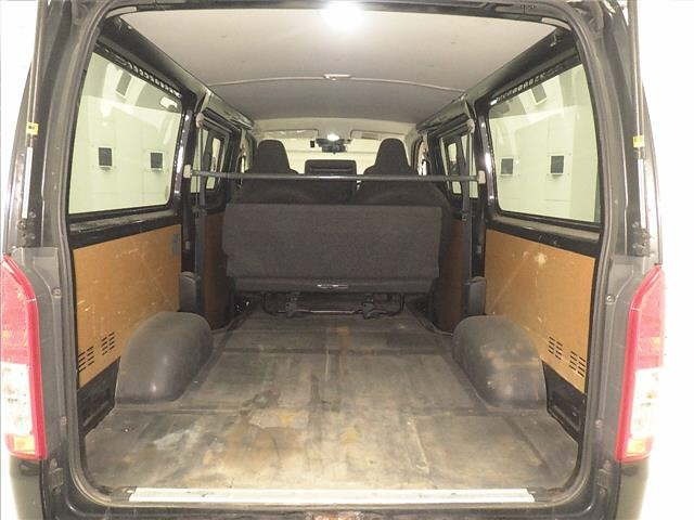 Toyota HIACE VAN 2020 7021932-7