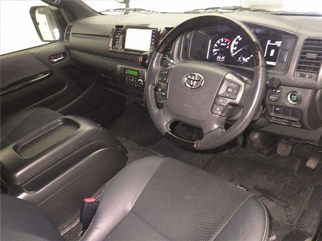 Toyota HIACE VAN 2020 7021955-3