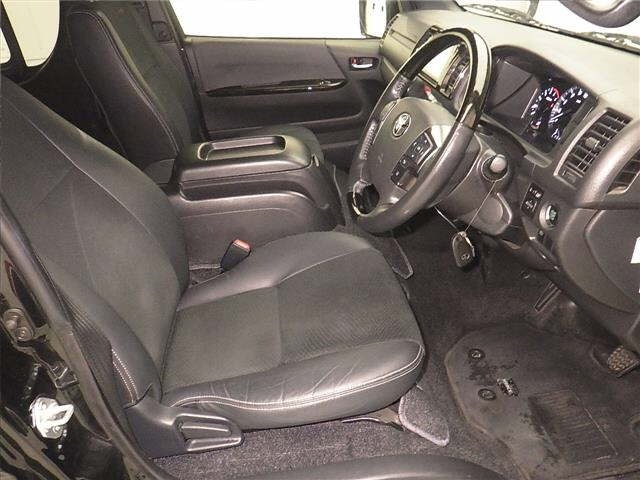 Toyota HIACE VAN 2020 7021955-5