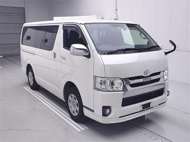 Toyota HIACE VAN 2019 7021973-0