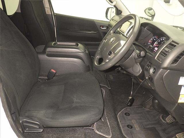 Toyota HIACE VAN 2019 7021973-5