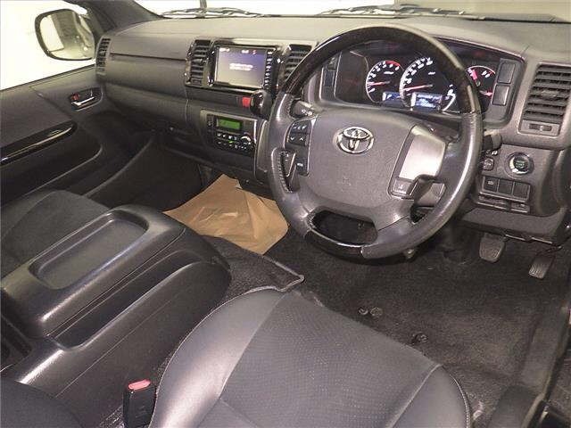 Toyota HIACE VAN 2020 7021975-3