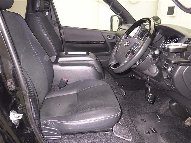 Toyota HIACE VAN 2021 7021982-5