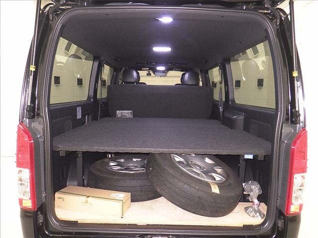 Toyota HIACE VAN 2021 7021982-7