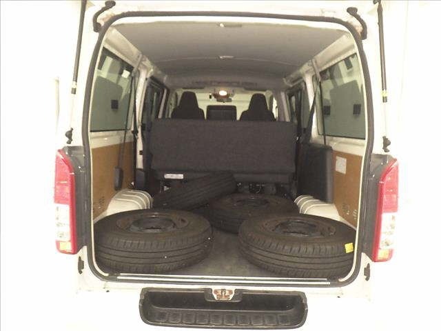 Toyota HIACE VAN 2020 7021984-7