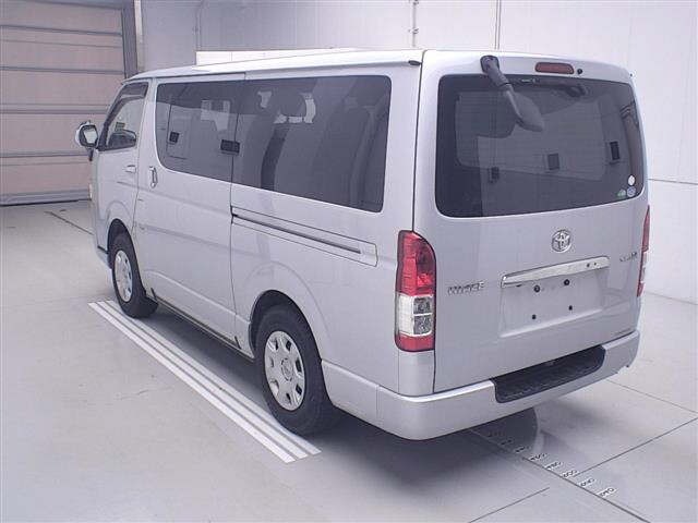 Toyota HIACE VAN 2018 7021985-1