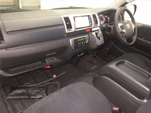 Toyota HIACE VAN 2018 7021985-4