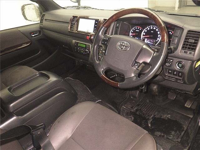 Toyota HIACE VAN 2019 7021986-3