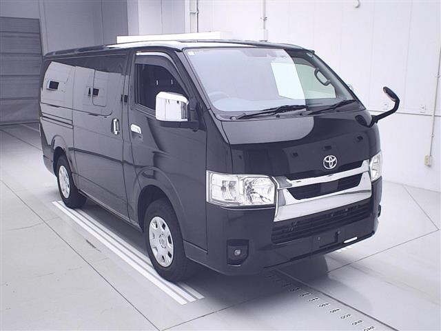 Toyota HIACE VAN 2022 7021987-0