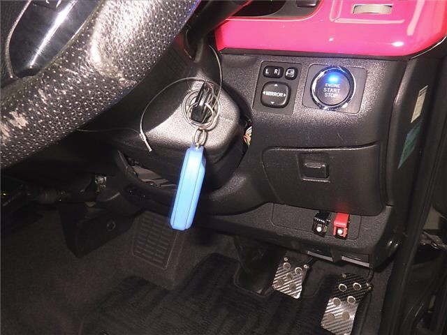 Toyota HIACE VAN 2010 7021990-8