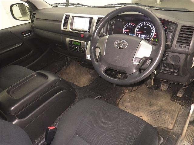 Toyota HIACE VAN 2020 7021992-3