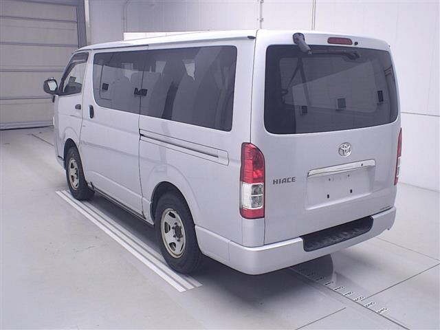 Toyota HIACE VAN 2016 7021994-1