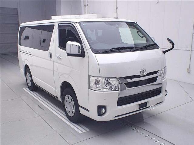 Toyota HIACE VAN 2021 7021999-0