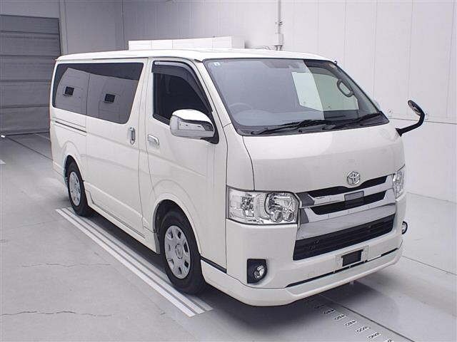 Toyota HIACE VAN 2019 7022000-0