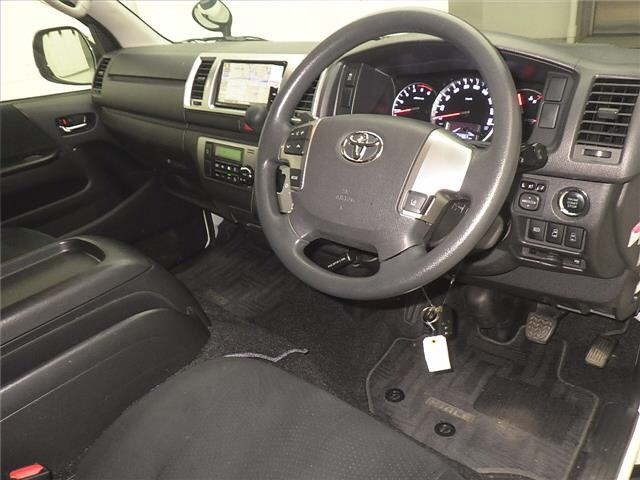 Toyota HIACE VAN 2019 7022000-3