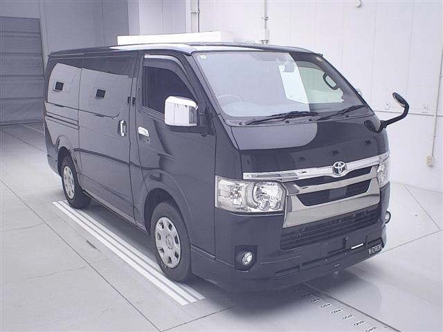 Toyota HIACE VAN 2020 7022004-0