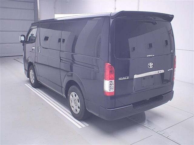 Toyota HIACE VAN 2020 7022004-1