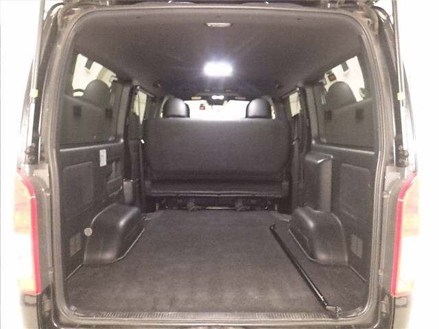 Toyota HIACE VAN 2020 7022004-7