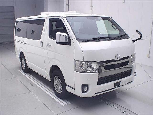 Toyota HIACE VAN 2021 7022005-0