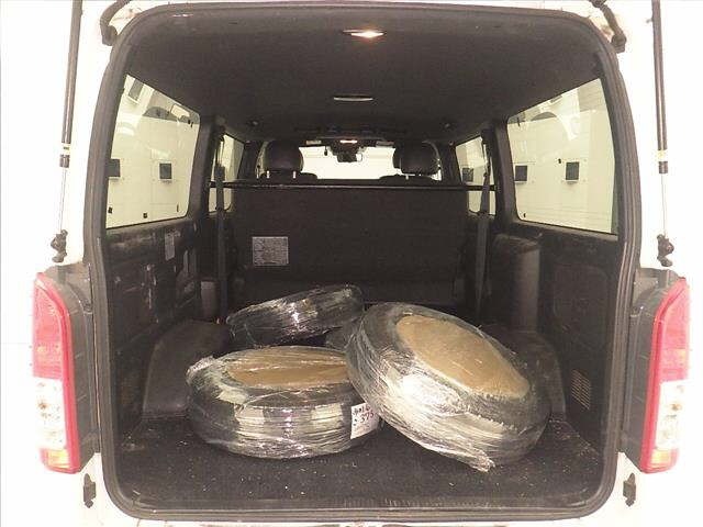 Toyota HIACE VAN 2021 7022005-7