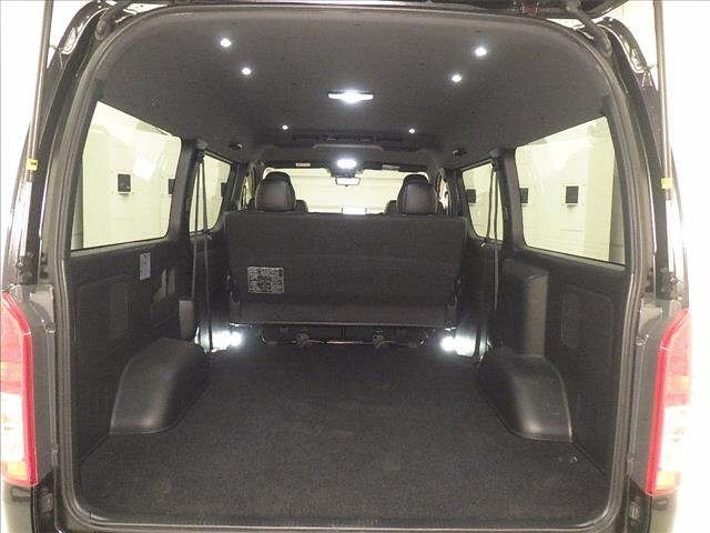 Toyota HIACE VAN 2024 7022006-7