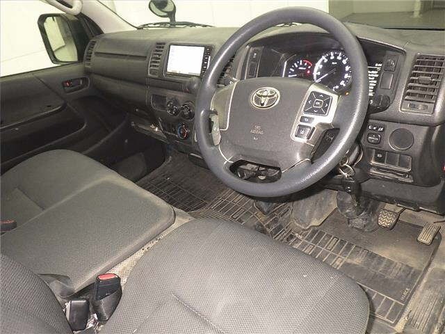 Toyota HIACE VAN 2020 7022007-3