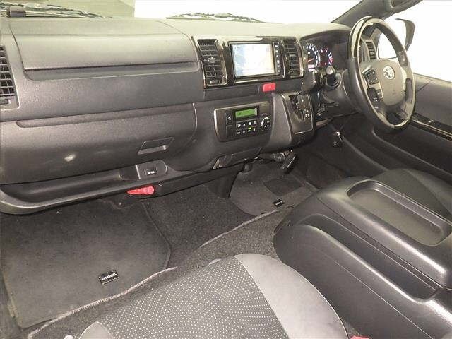 Toyota HIACE VAN 2020 7022008-4