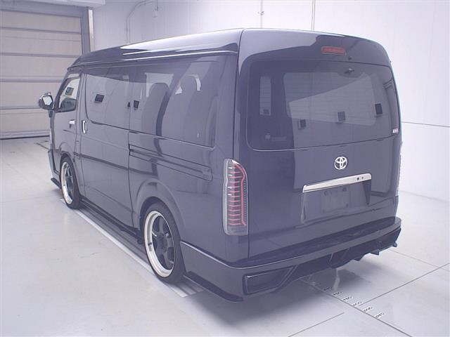 Toyota HIACE VAN 2017 7022012-1