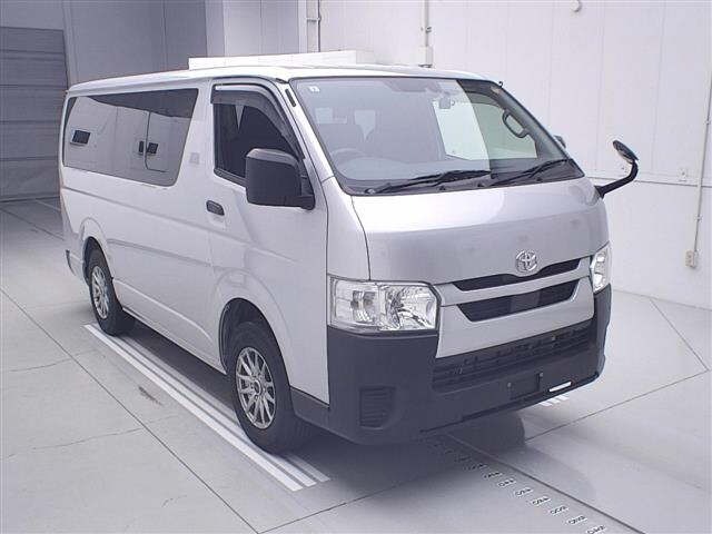 Toyota HIACE VAN 2021 7022013-0