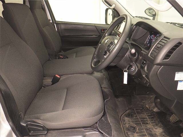 Toyota HIACE VAN 2021 7022013-5
