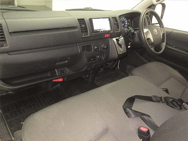 Toyota HIACE VAN 2021 7022015-4
