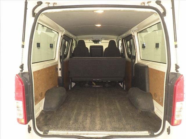 Toyota HIACE VAN 2021 7022015-7