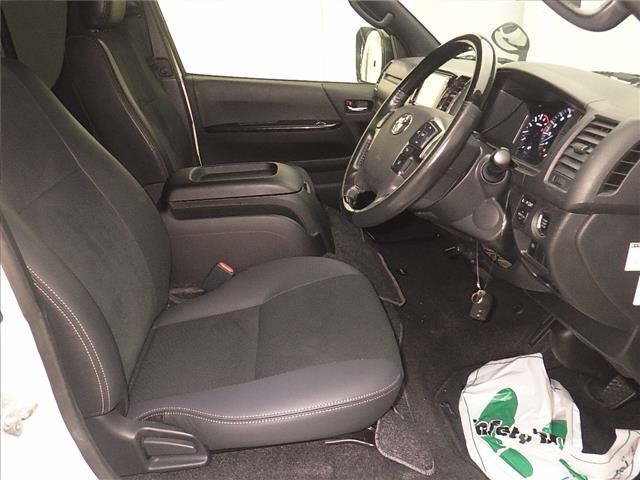 Toyota HIACE VAN 2020 7022016-5