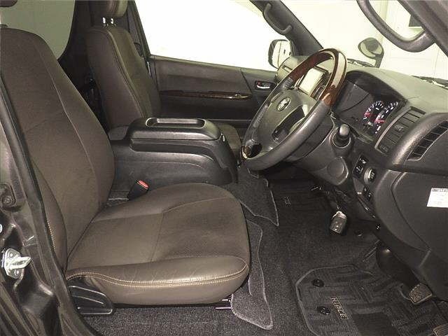Toyota HIACE VAN 2019 7022019-5
